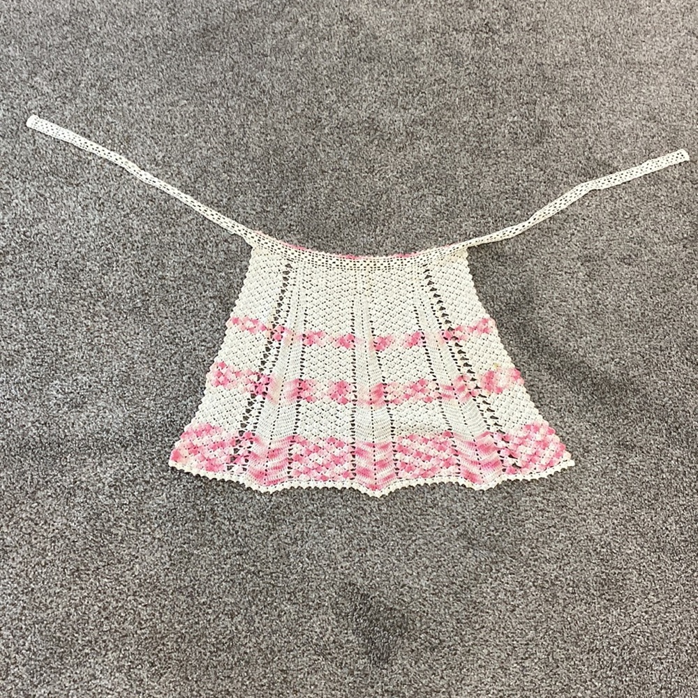 Vintage Crocheted Pink & Cream 1/2 Apron! - Picture 4 of 5
